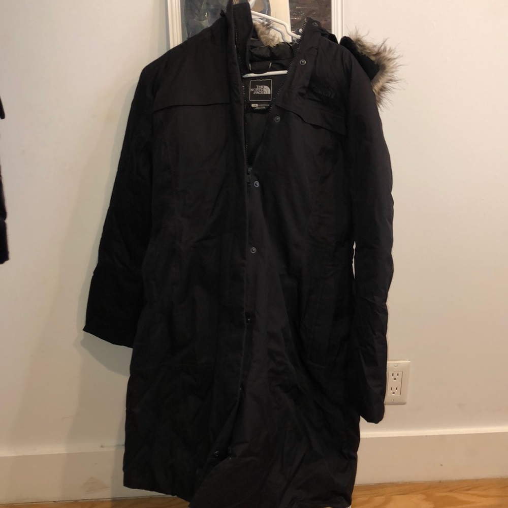 TNF Women’s Knee Length Parka